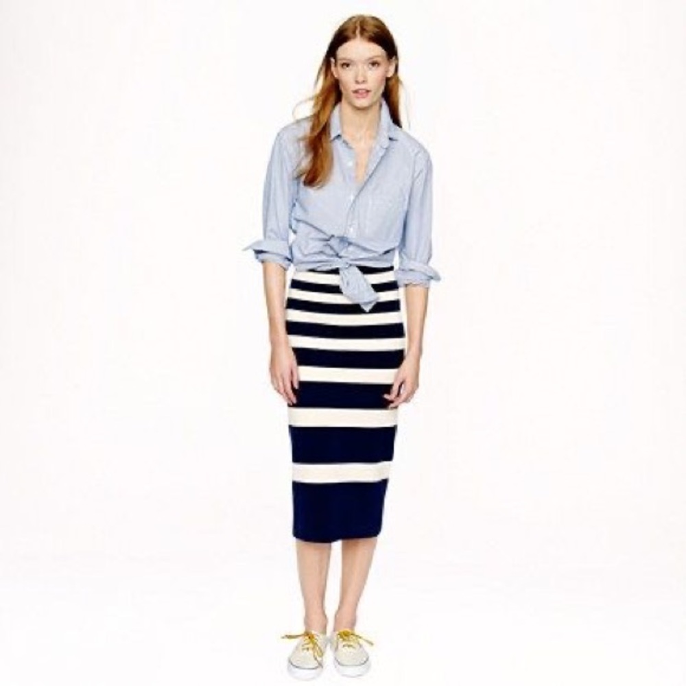 EUC J. Crew Navy and Cream Striped Structured Stretchy Pencil Skirt Size M